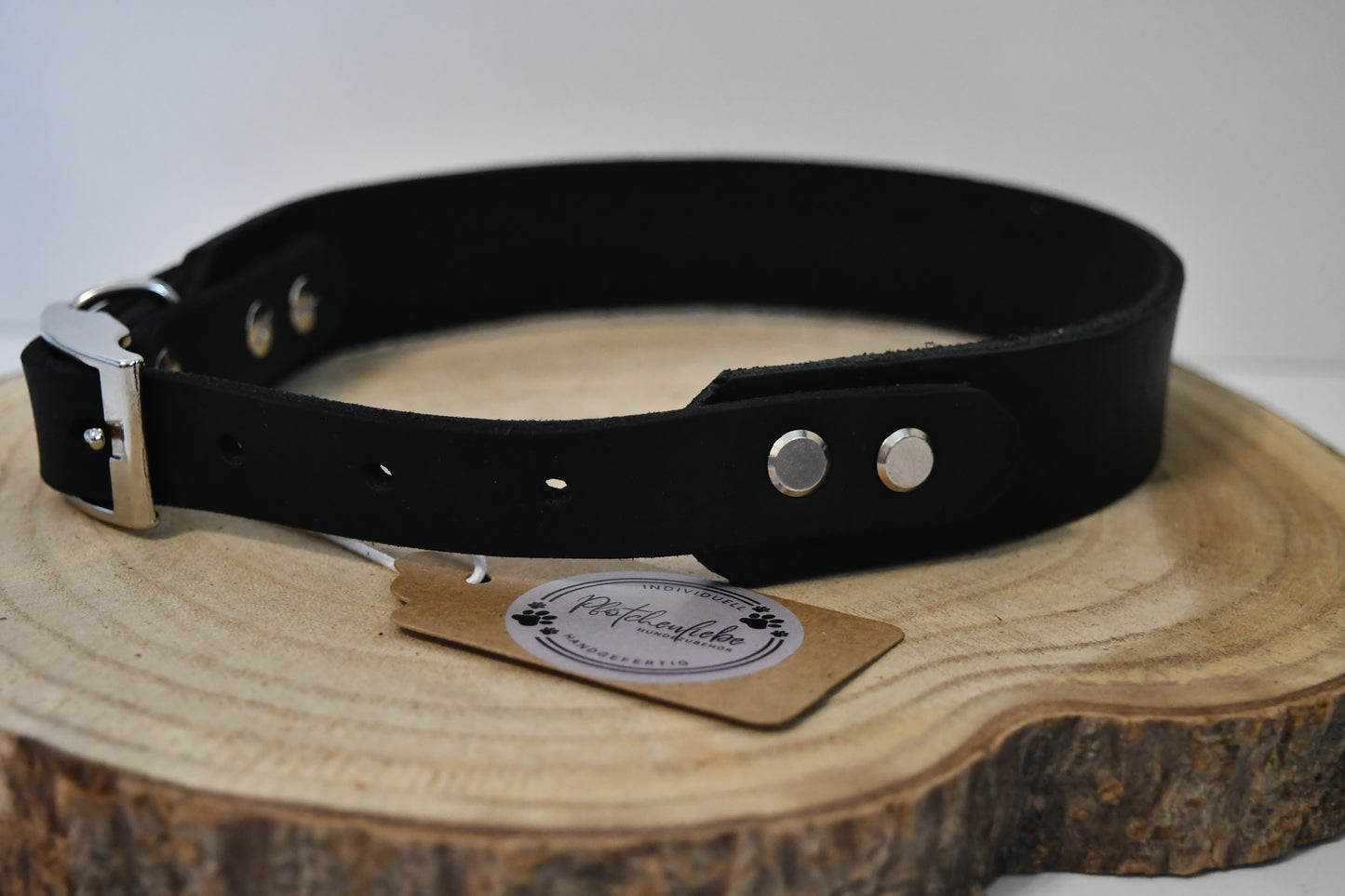 „Classic Black“