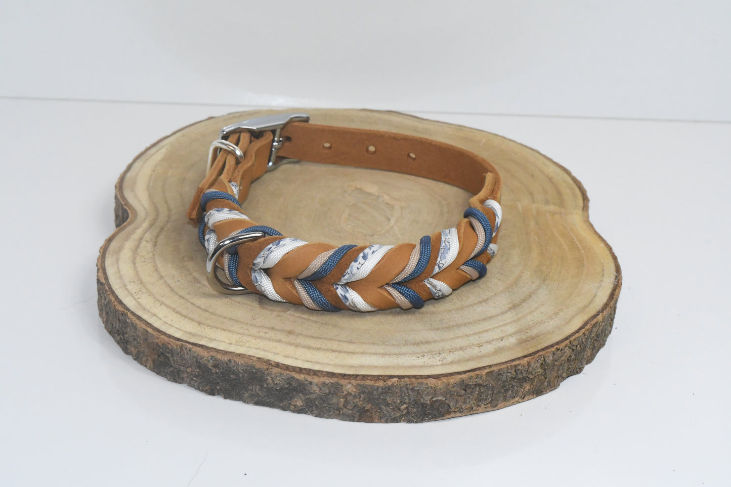 Halsband Wave